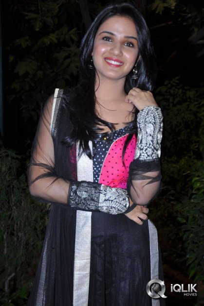 Actress-Jasmine-at-Veta-Movie-Audio-Release